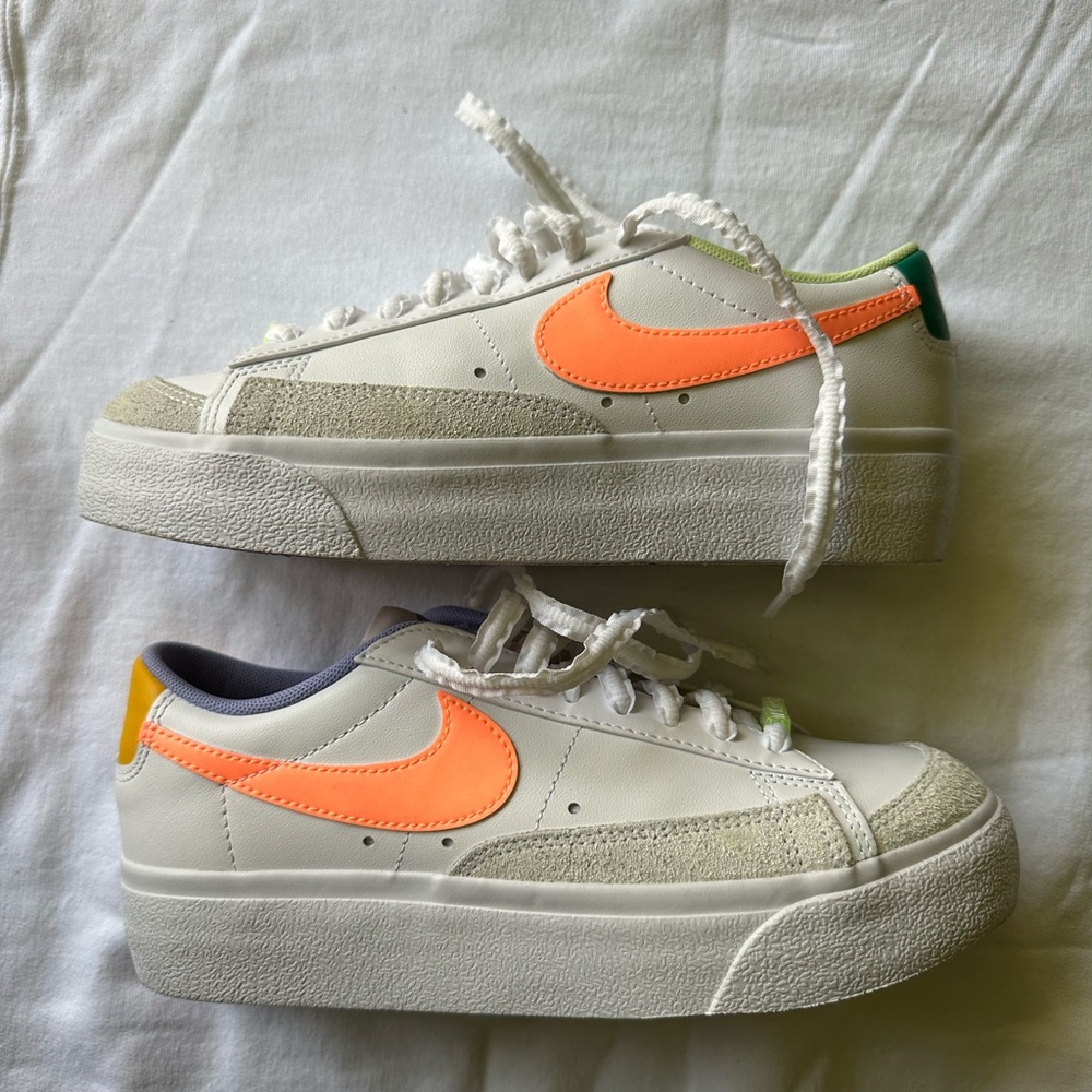 Nike Woman’s Blazer Low Platform 'Mismatch’